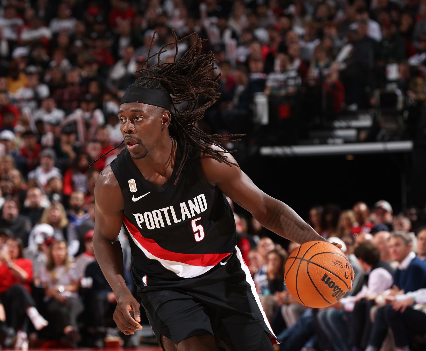 拓荒者全隊三分球命中率47%，全場16記遠投